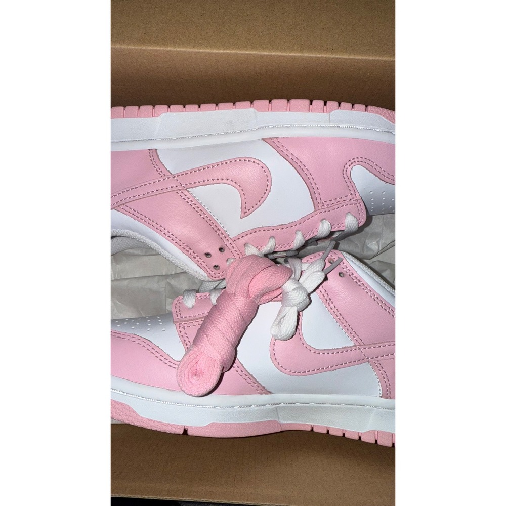 Nike Dunk Low GS Triple Pink Barbie White Hyper Pink FB9109-125 Size 7Y - Picture 2 of 4